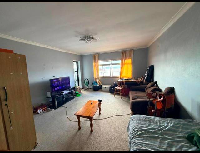 2 BEDROOM APARTMENT FOR SALE IN SYDENHAM